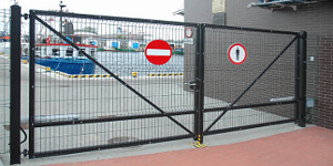 Ворота распашные для 2D и 3D ограждений в Оренбурге